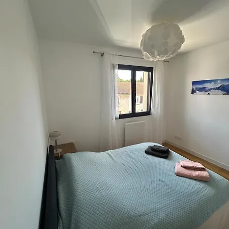Maison Neuve Apartment Bressolles (Ain)